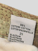 98 percent cotton and 2 percent elastane composition label